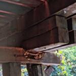 Com risco de desabamento, ponte sobre o Córrego da Pedra em Coxim é interditada