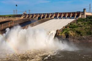 Controladora da Itaipu Binacional ajuda a modernizar iluminação pública de Naviraí (Rubens Fraulini, Itaipu Binacional)