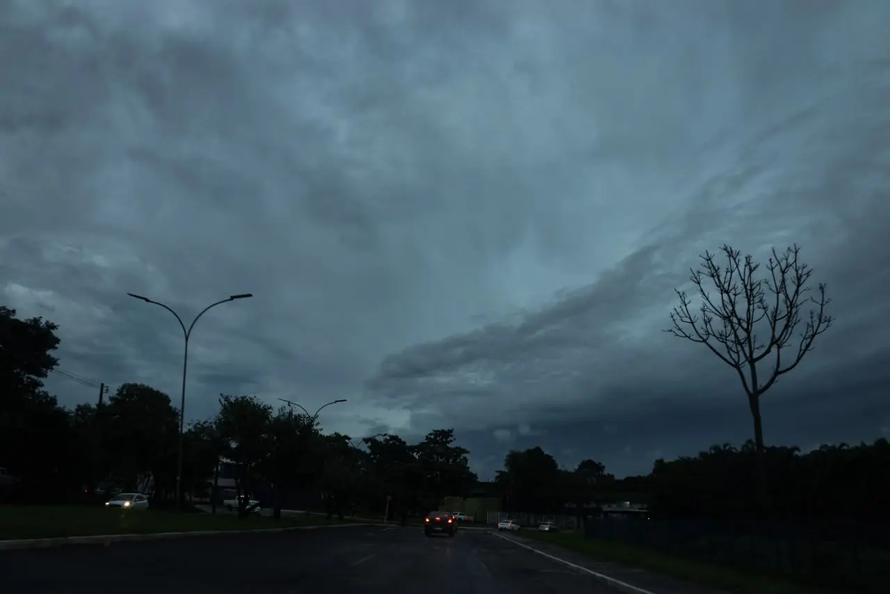Ciclone-bomba se afasta, mas ainda pode causar estragos com ventos de mais de 60 km/h em MS