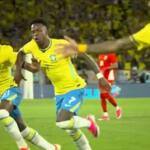 Jogadores da seleção brasileira no jogo contra o Marrocos. (Foto: Reprodução, FIFA, TV Globo)