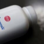 Johnson & Johnson concorda em pagar até US$ 5,5 bilhões para encerrar processos sobre talco