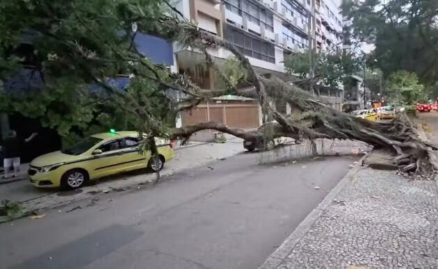 Ventos de até 90 km/h atingem diferentes regiões do Rio de Janeiro e provocam transtornos