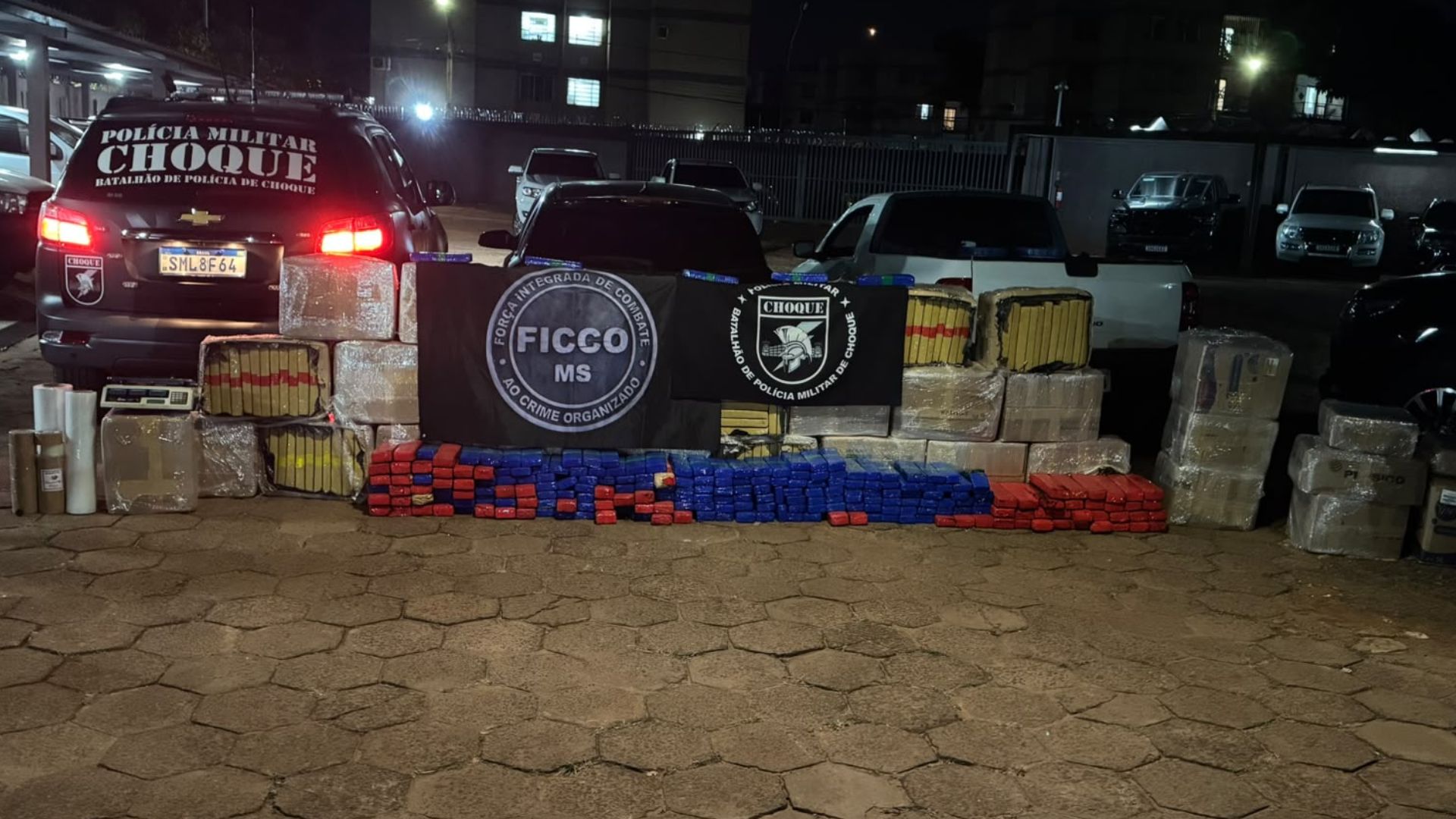 Casal é preso com mais de uma tonelada de maconha em Campo Grande