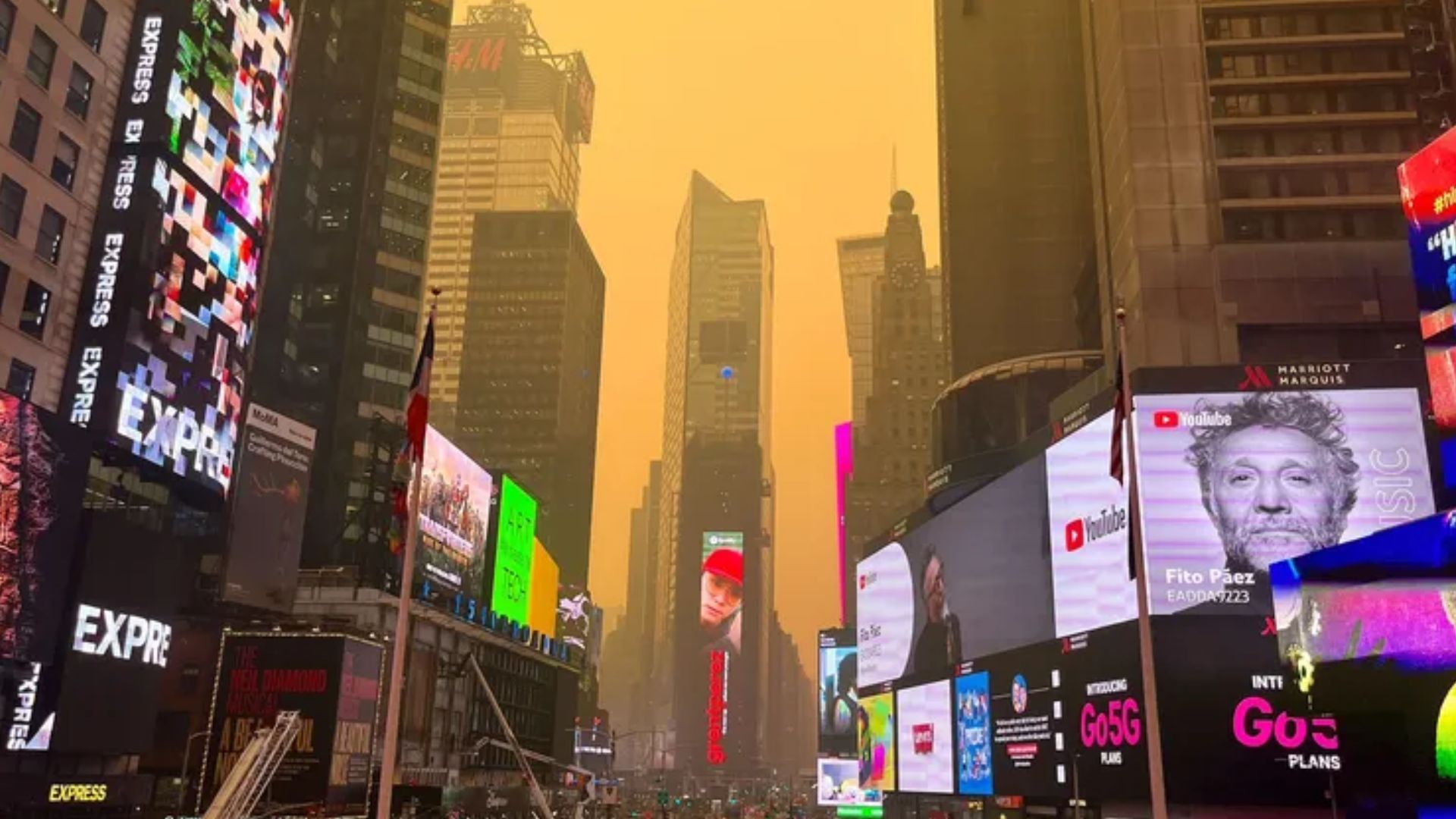 Fumaça de incêndios florestais no Canadá se espalha pelos EUA