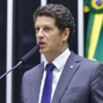 Ricardo Salles ataca adversários ao Senado e diz que PL é subordinado ao Centrão