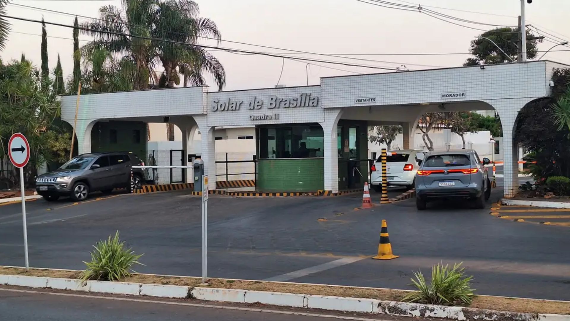 Moraes nega pedido para Javier Milei visitar Bolsonaro em casa