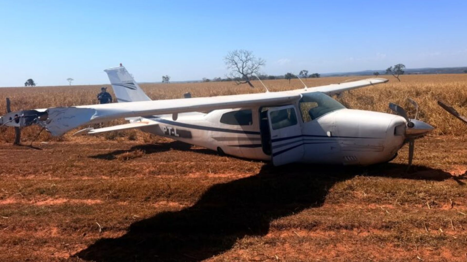 Tripulação fugiu após FAB interceptar em MS avião que fazia voo clandestino da Bolívia