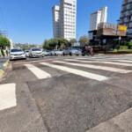 Em menos de 24 horas, cratera aberta após tempestade na Rua Bahia com Afonso Pena é fechada