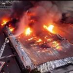 Incêndio atinge e destrói fábrica da Colcci e outras marcas do grupo AMC TÊXTIL, em Santa Catarina