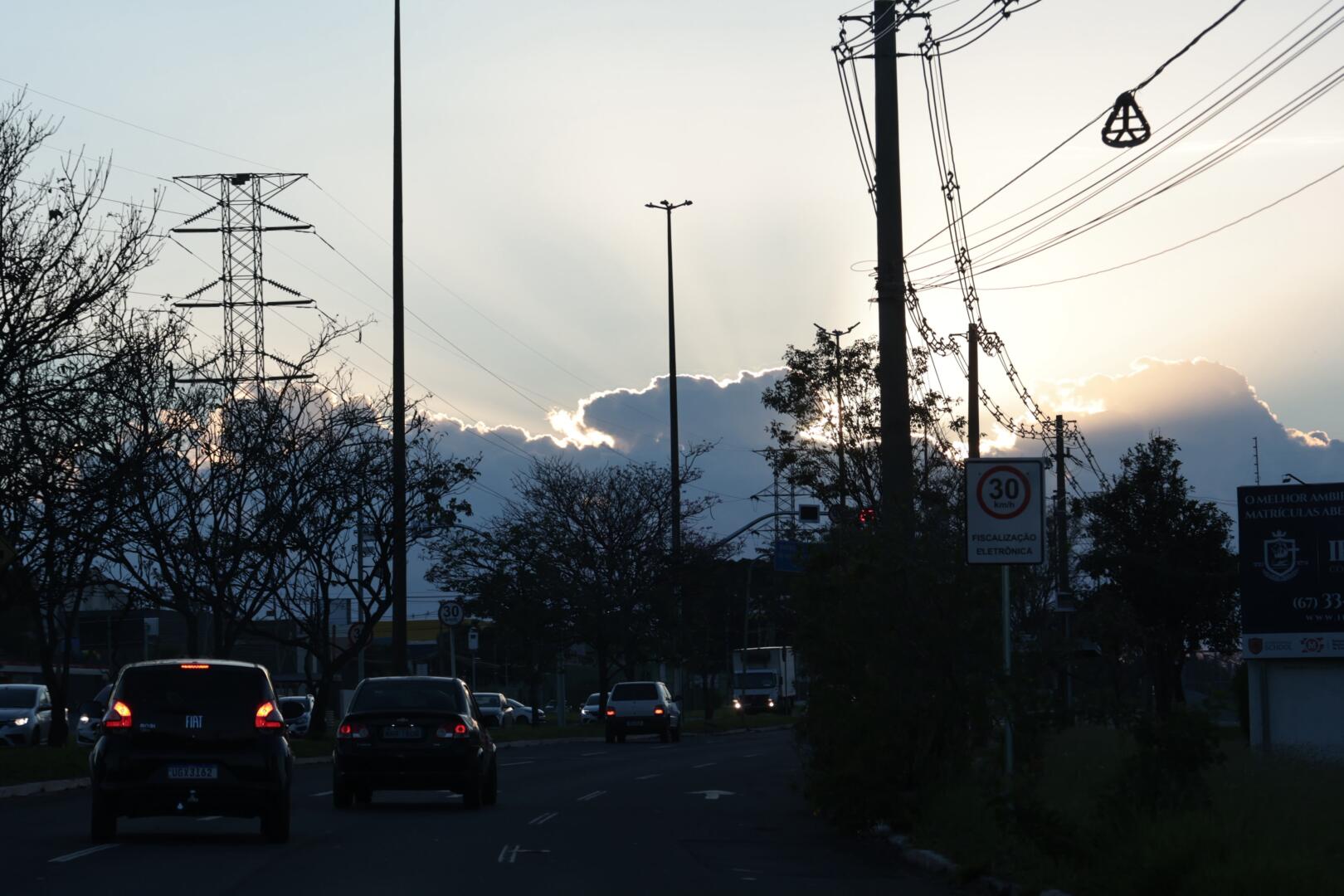 Segunda-feira terá tempo firme e seco, com máxima de 36°C em Mato Grosso do Sul