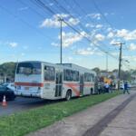 Acidente com carros e ônibus provoca tumulto na Avenida Gury Marques 