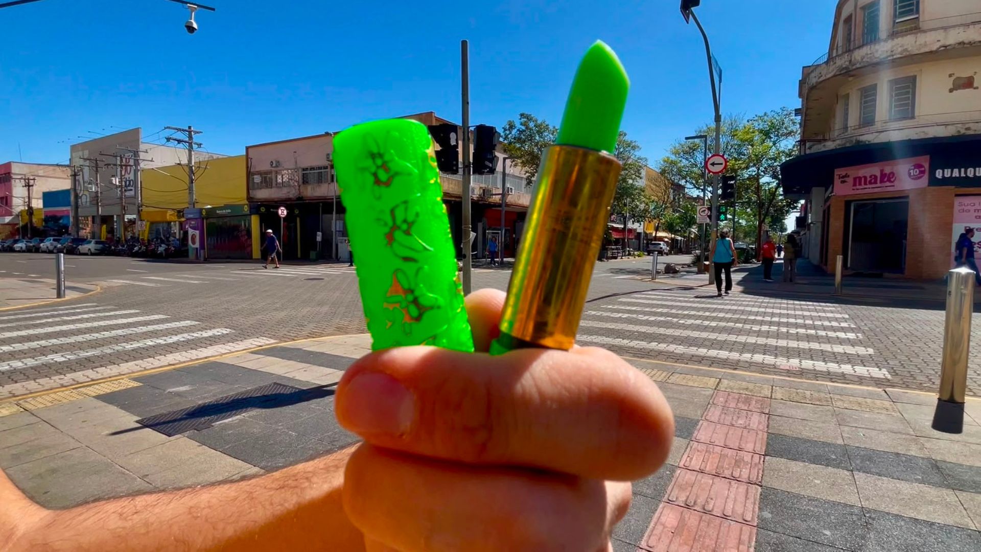 Idosa vai parar na UTI após usar batom de R$ 1 vendido no Centro em Campo Grande