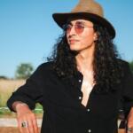 Violeiro de MS, Raphael Vital lança primeiro álbum com releituras da música raiz