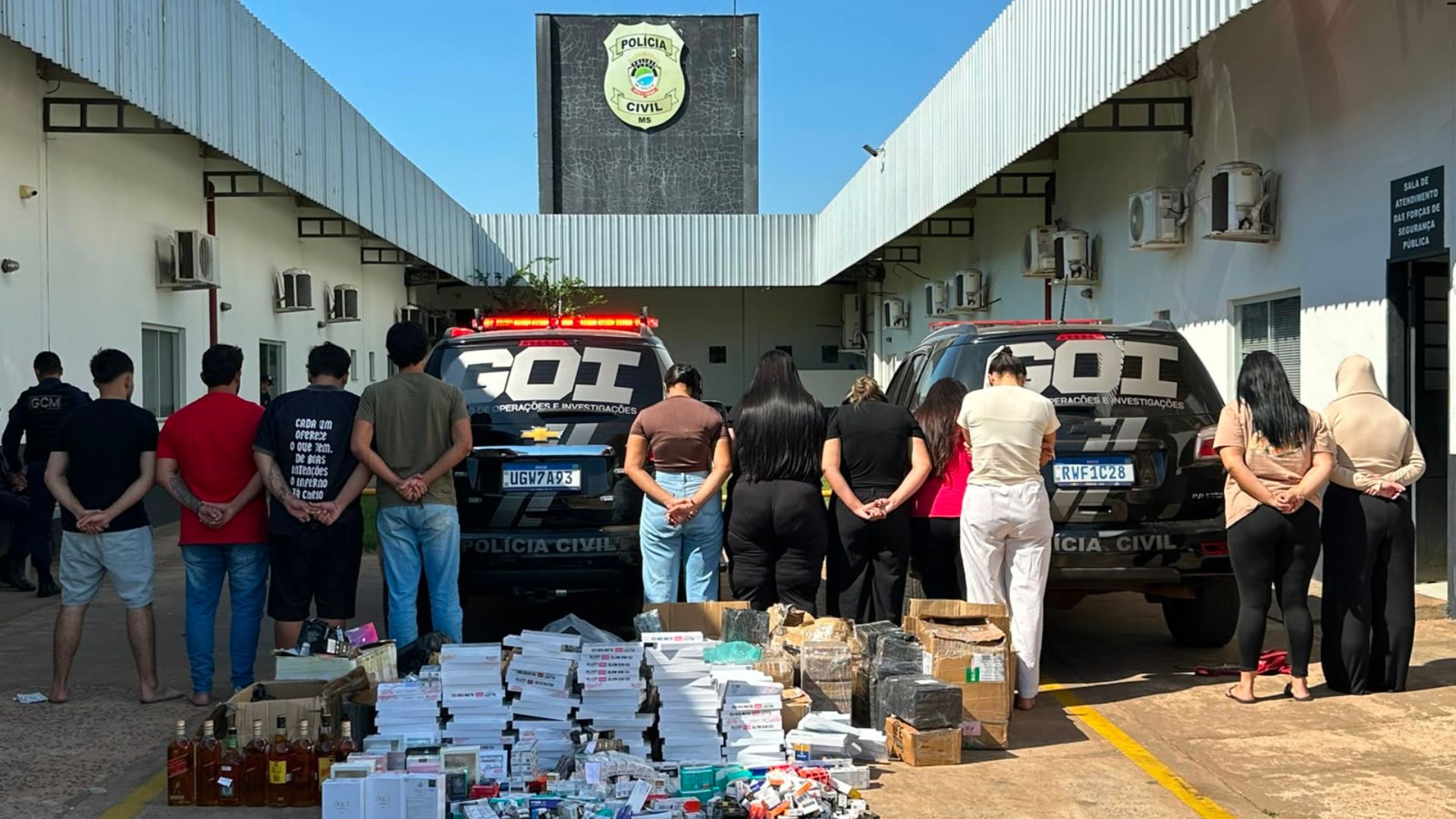 Denúncia leva à prisão de 11 pessoas por contrabando no Aero Rancho