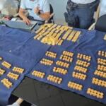 Pedreiros encontram estoque de ouro em parede de casa na Bélgica