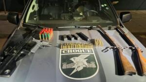Militar do Exército e dono de sítio são presos com armas e várias munições em Bandeirantes