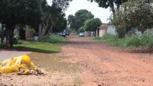 Motociclista invade casa e atira em morador no Parque do Lageado