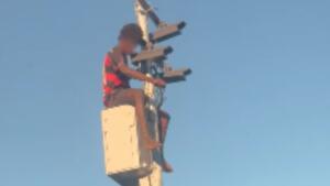 De novo: homem sentado em radar na Zahran acende alerta sobre furtos em Campo Grande