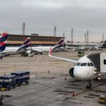 Anvisa atualiza regras de segurança sanitária para aviões e aeroportos