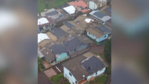 Tempestades causam duas mortes e 21 cidades reportam danos no Rio Grande do Sul