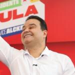 Fábio Trad inicia campanha com adesivaço e caminhada em Campo Grande
