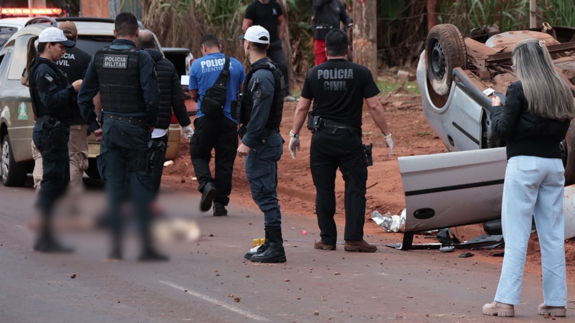 Motorista morre ao capotar carro na Avenida Guaicurus enquanto voltava de conveniência