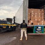 Quatro são presos e mais de 500 mil maços de cigarros apreendidos pela PRF 
