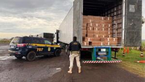 Quatro são presos e mais de 500 mil maços de cigarros apreendidos pela PRF