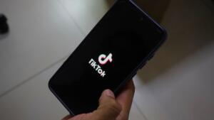 Encontro marcado no TikTok termina com jovem preso por estuprar adolescente em Campo Grande