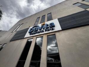 Investigação aponta remédios vencidos e falta de higiene em clínica de hemodiálise