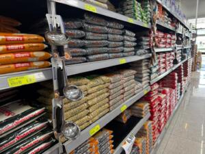 R$ 96 a mais no salário mínimo: o que esse dinheiro compra no supermercado?