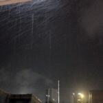 Após forte calor em Campo Grande, chuva chega acompanhada de ventos nesta segunda