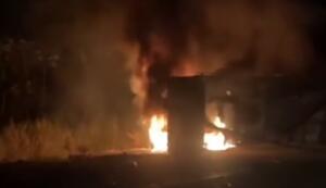 Acidente entre carreta e carro deixa cinco mortos na MS-386