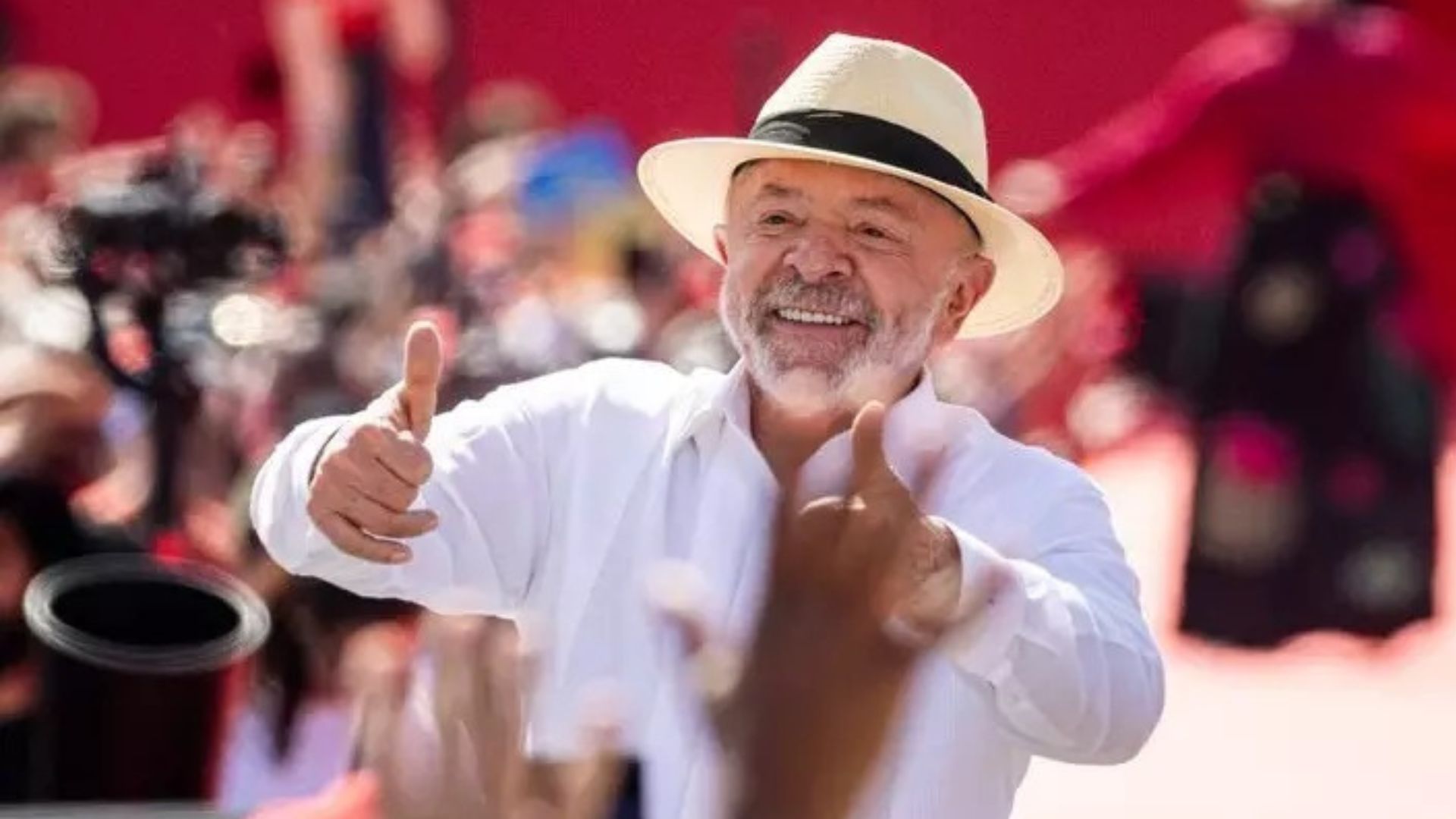 De volta à Vila Euclides, Lula lança campanha de reeleição e fala sobre combate à violência contra as mulheres