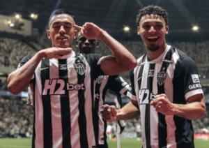 Atlético empata nos acréscimos, bate Red Bull Bragantino e avança às quartas da Sul-Americana