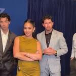 Vídeo de Vanessa Hudgens com os Jonas Brothers viraliza nas redes e faz uma geração reviver os anos 2000