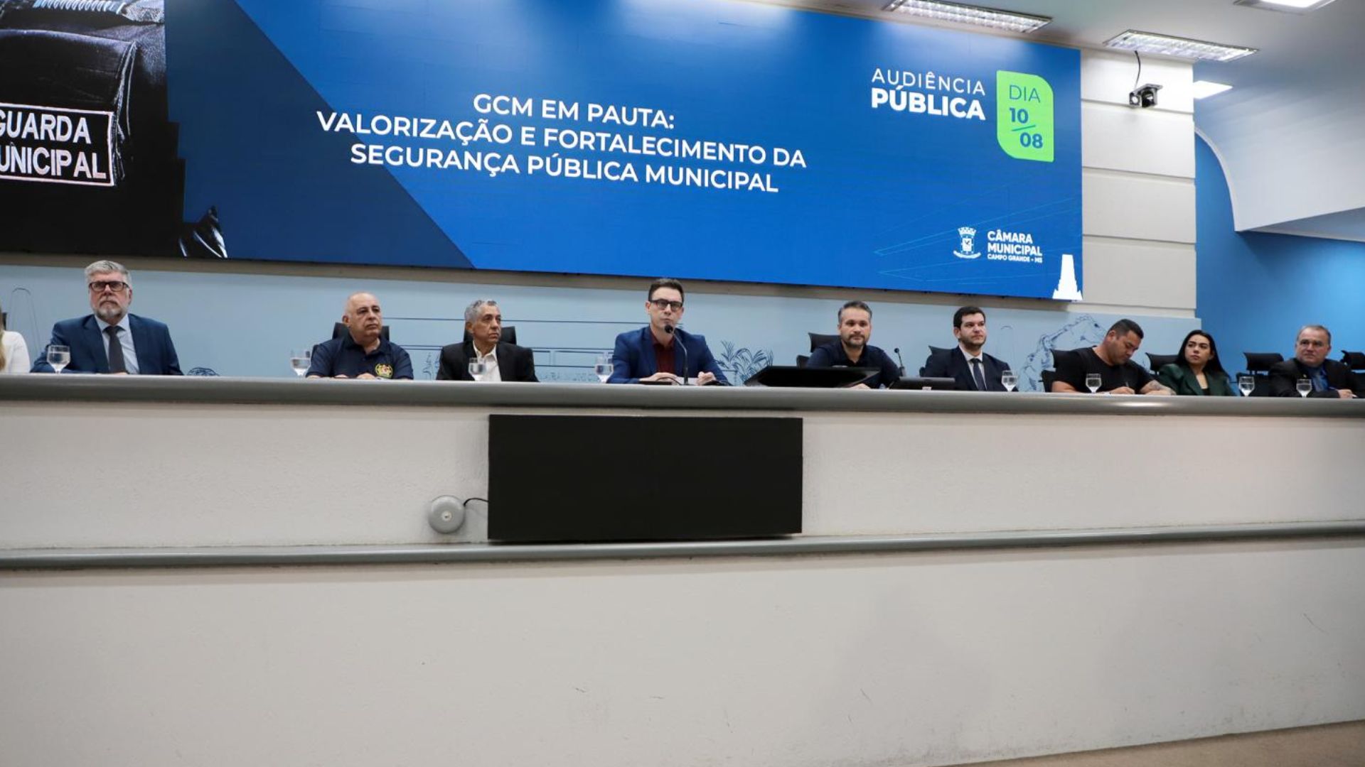 Guardas Civis cobram melhoria salarial durante audiência pública na Câmara
