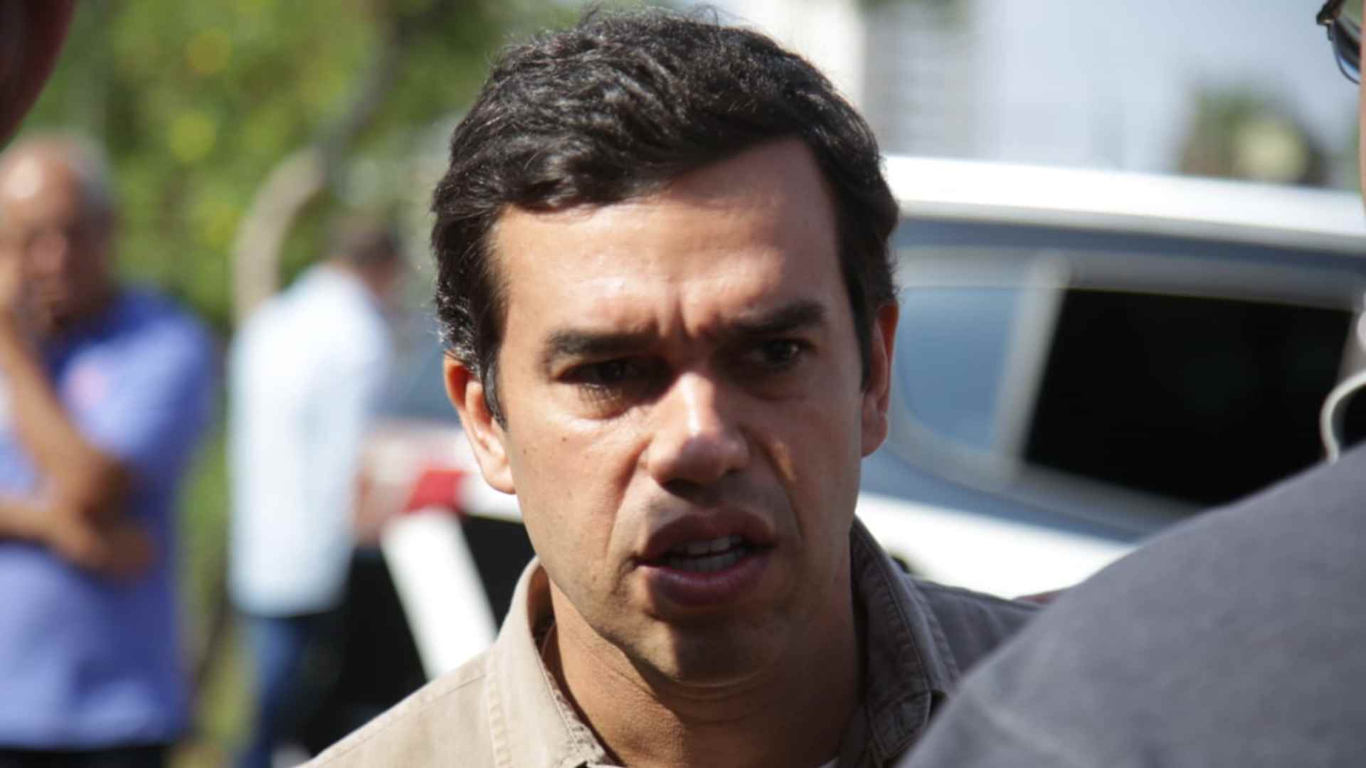 Branco ou pardo? Justiça Eleitoral dá 3 dias para Beto Pereira explicar ‘troca de cor’
