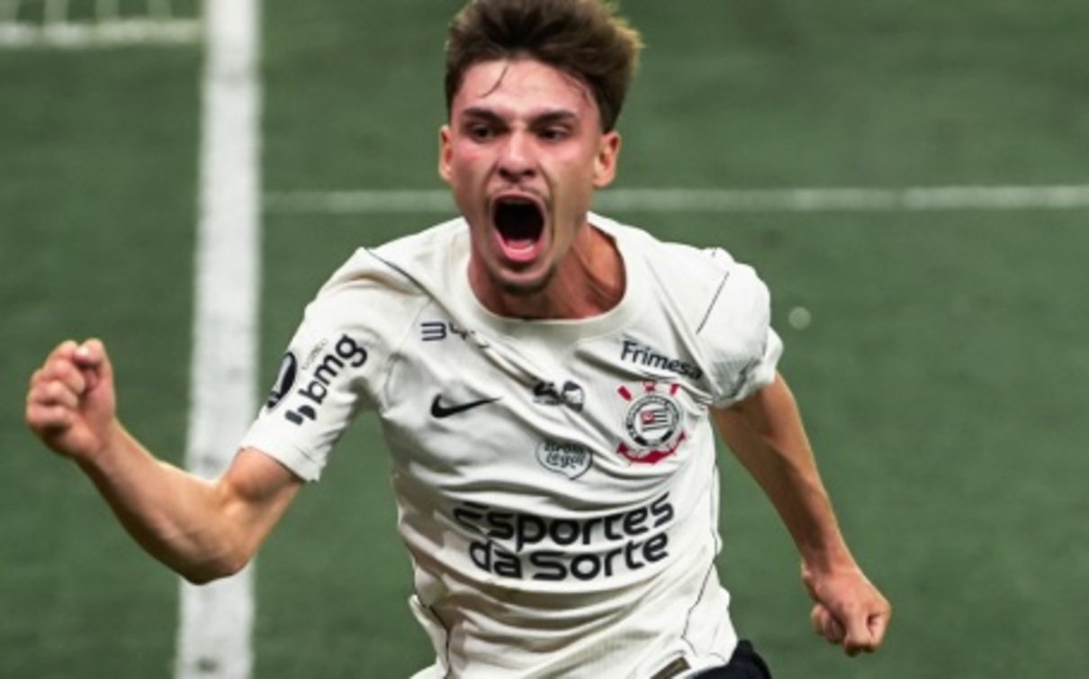 Memphis muda o jogo em vitória que classifica Corinthians às quartas da Libertadores