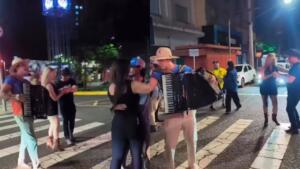 Nem hora, nem lugar: grupo faz rolê de dança em semáforos de Campo Grande