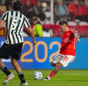 Botafogo é goleado pelo Cienciano e vai precisar de milagre para avançar na Sul-Americana