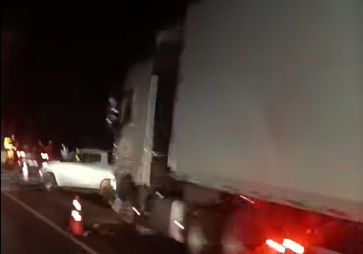 Homem é atropelado por caminhão na BR-163