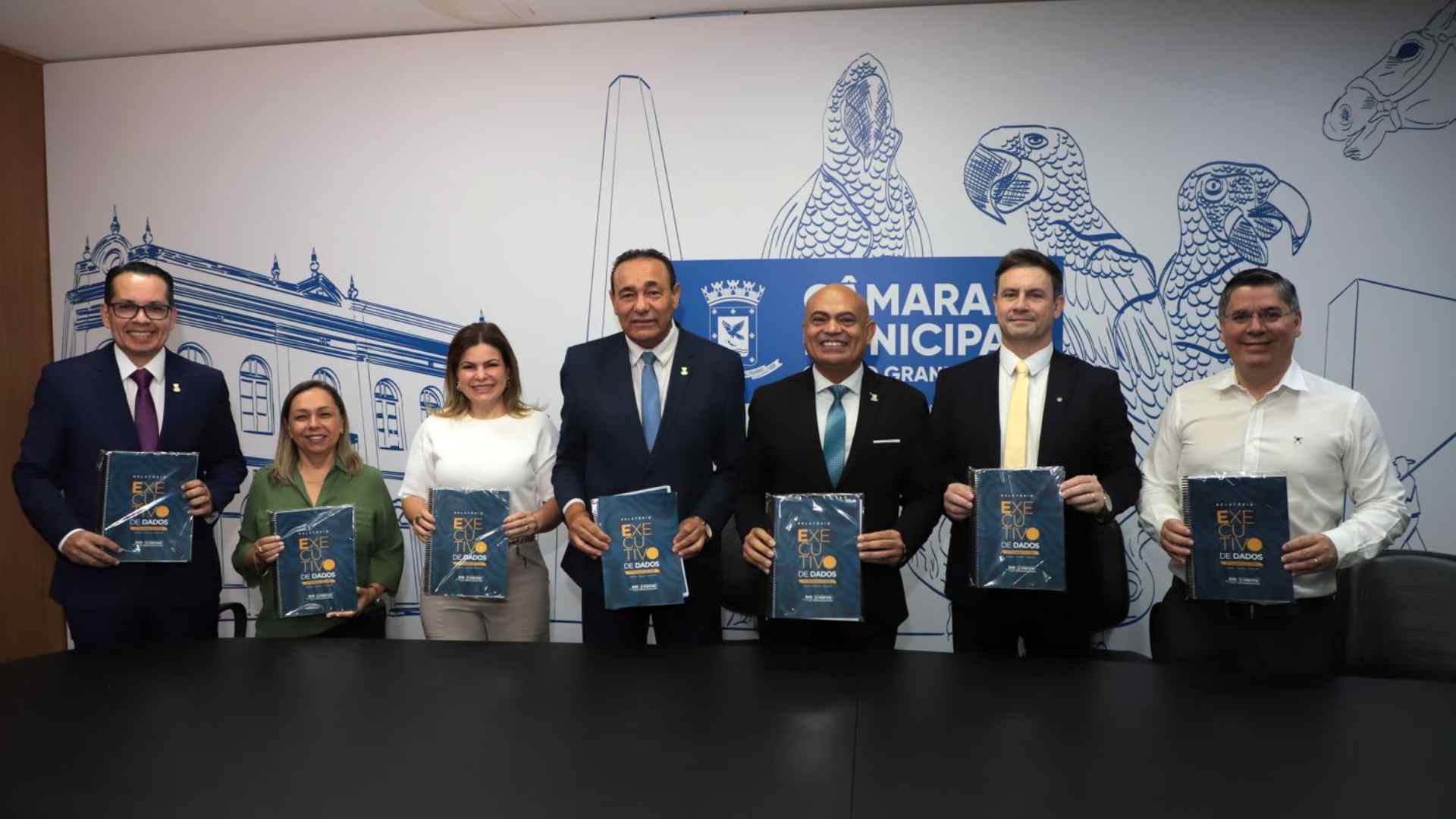 Camilla Nascimento presta contas da Assistência Social à Câmara da Capital