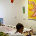 Artistas de Campo Grande enaltecem flores e cores na exposição ‘Florarium’
