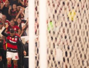 Flamengo elimina Cruzeiro em jogo com 3 golaços e se classifica para as quartas da Libertadores