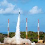 Com o fechamento dos espaços aéreo e marítimo, FAB lança foguete nesta quarta-feira