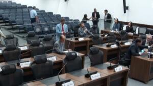 Sessão na Alems dura 20 minutos e votação é adiada por ausência de deputados
