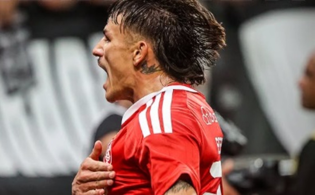Corinthians  vtima de sua ineficcia e d adeus  Cop | Esportes | QTU - Notícias
