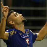 Palmeiras empilha gols perdidos, atropela Santos e se aproxima da semifinal na Copa do Brasil