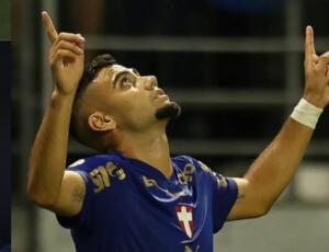 Palmeiras empilha gols perdidos, atropela Santos e se aproxima da semifinal na Copa do Brasil